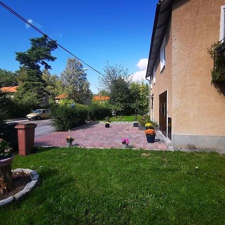 A Beautiful One Bedroom Apartment Estocolmo Exterior foto