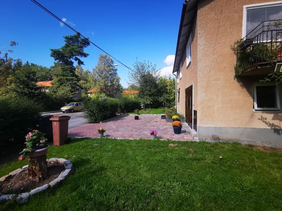 A Beautiful One Bedroom Apartment Estocolmo Exterior foto